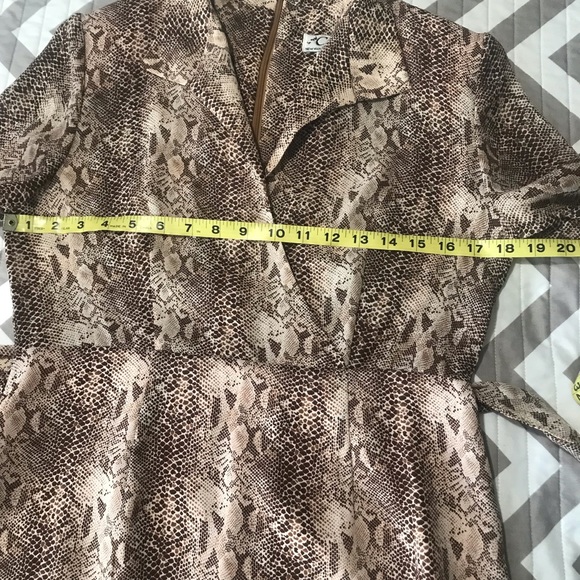 Clues collection New York Paris animal print dress - Picture 3 of 14